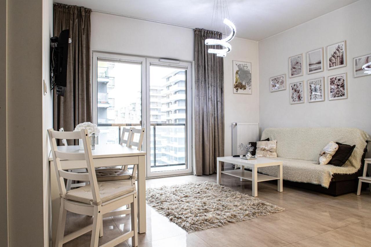 Wola Glamour Apartment Warszawa Zewnętrze zdjęcie